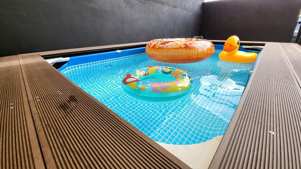 Eisya Guest House Perlis With Pool Musllm Only Arau Exteriör bild